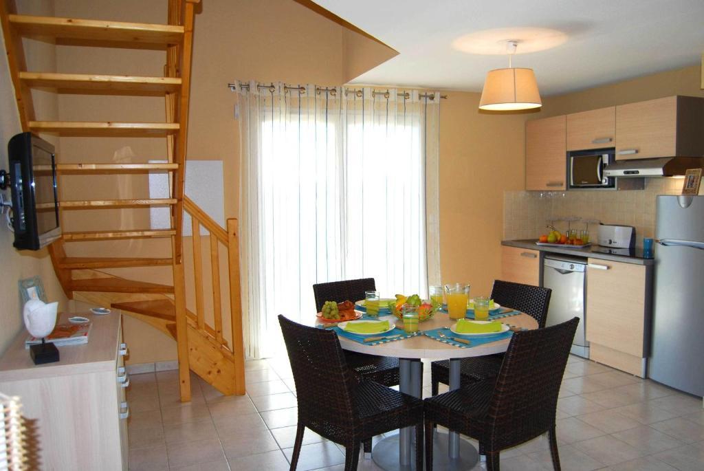 Lagrange Grand Bleu Vacances - Residence Le Mas De トレイユ 部屋 写真